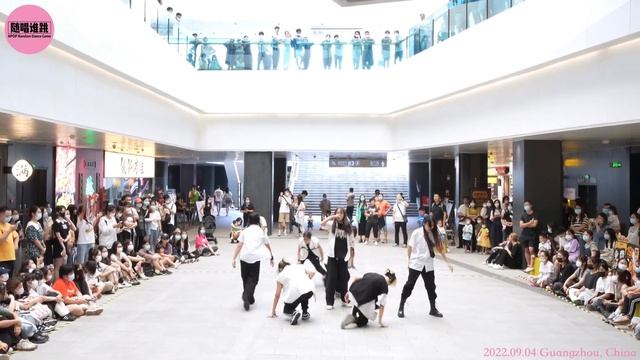 [Stray Kids] KPOP IN PUBLIC – Easy | Dance Cover in Guangzhou, China смотреть онлайн