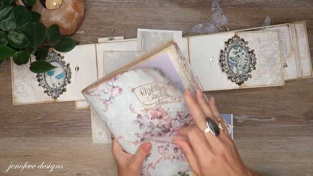 Gatefold Doors Done Differently + Flip Down Envelope Pocket смотреть онлайн