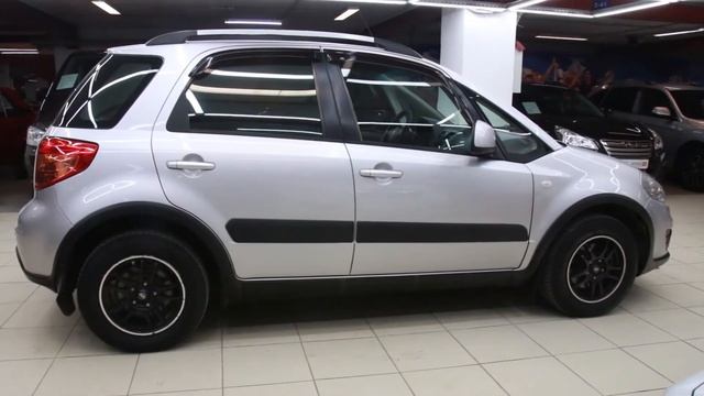 SUZUKI SX4 смотреть онлайн