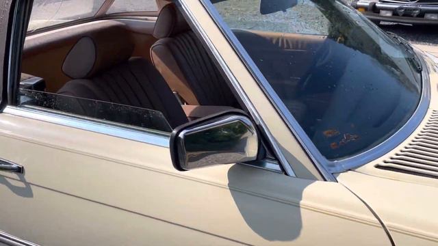 Mercedes SL 380 R 107 Roadster Ivory White,81000miles Autocheck Report , Original Classic ! смотреть онлайн