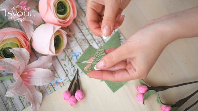 Corrugated paper, flowers made of paper / Ягодки из бумаги / DIY Tsvoric смотреть онлайн