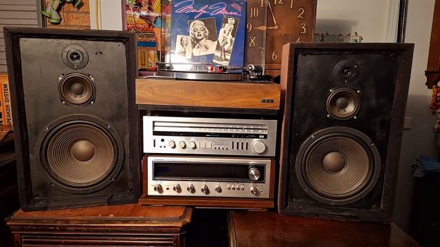 I'm Gonna My Claim. Marilyn Monroe. The Legend LP Record. Vintage Hi-Fi System Record Player смотреть онлайн