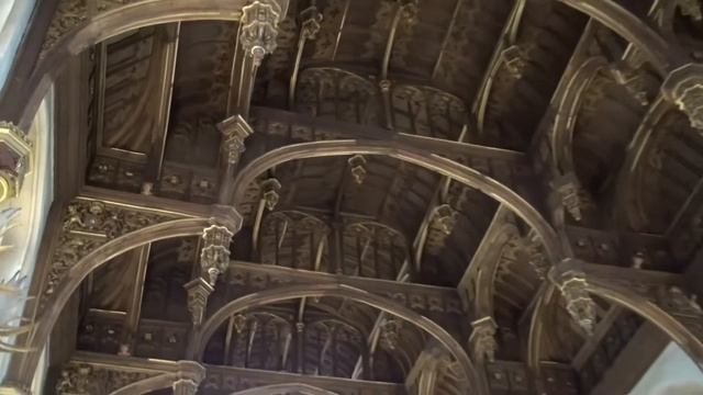 Дворец Генриха и Анны - Хэмптон Корт смотреть онлайн