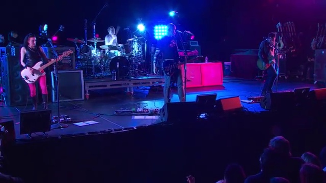 The Smashing Pumpkins - Ava Adore (Live At Barclays Center December 10th 2012) смотреть онлайн