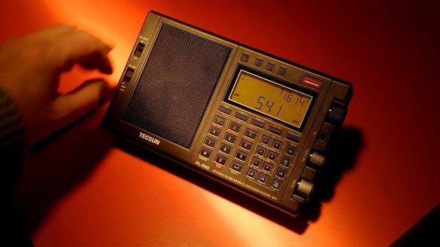 Некоторые скрытые функции радиоприемника Tecsun PL-990 смотреть онлайн