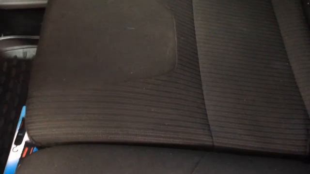 Чем отчистить салон автомобиля от въевшихся пятен? смотреть онлайн