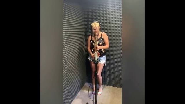 Ladynsax - The Paradise смотреть онлайн