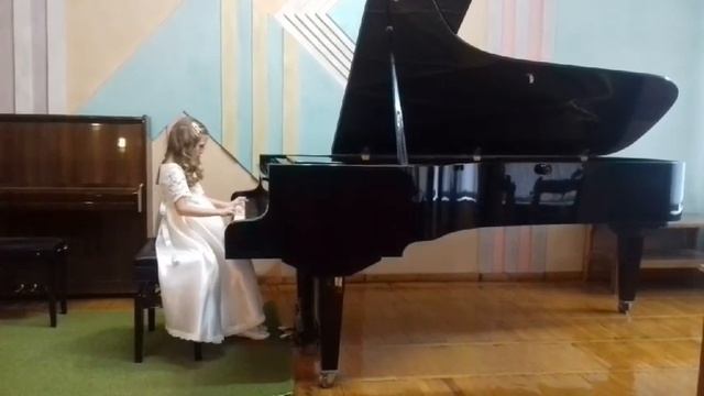 Музичний твір "Горобчик" Ю.Щуровський виконує Заставнівчанка Миронів Аліна смотреть онлайн