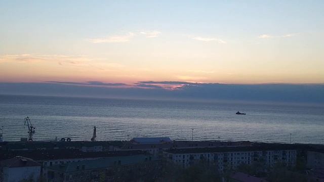 Солнечный закат в городе Холмск 19 мая 2021 года.mp4