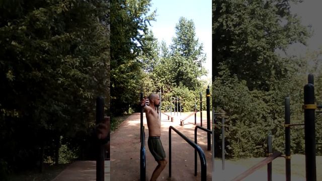 Тренировка #набрусьях для рук, плеч и #мышц кора \ фристайл-#гимнастика от @m40r_workout смотреть онлайн