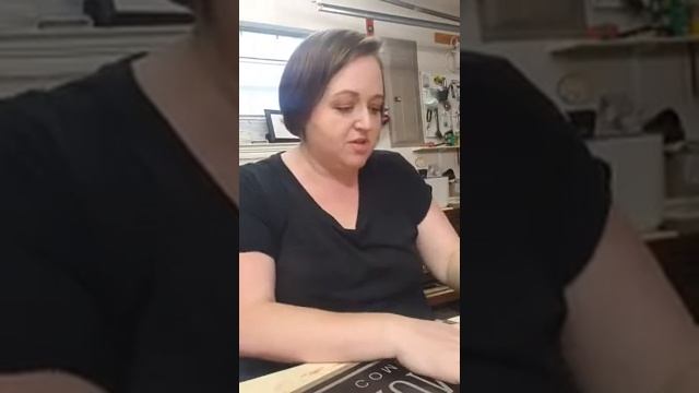 DIY Faux Barnwood weathered Laundry room sign from scrap wood and quick dry stain смотреть онлайн