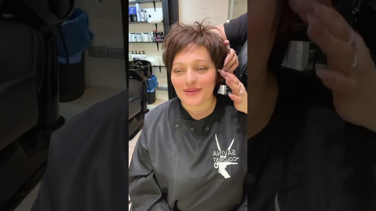 СТРИЖКА ПИКСИ С УДЛИНЕНИЕМ ДЛЯ ЖЕНЩИН 50+/PIXIE HAIRCUT WITH ELONGATION FOR WOMEN 50+ смотреть онлайн