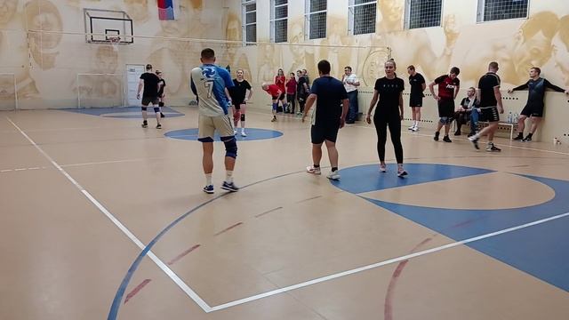 ВК Янтарь - ВК Балтийский микс. 2-й сет.