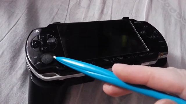 Плохой стик на PSP 2000 смотреть онлайн