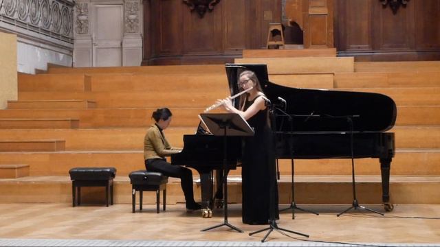 H. Dutilleux Sonatine for flute and piano смотреть онлайн