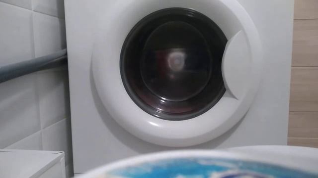 Процесс отжима 800 об/мин на стиральной машине LG WD-80490S смотреть онлайн