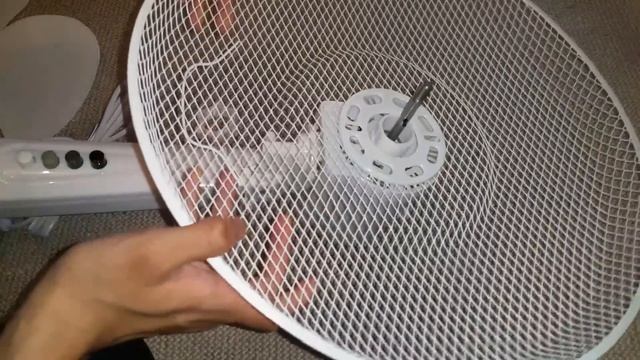 Goodmans 16" Oscillating Pedestal Fan Assembly смотреть онлайн