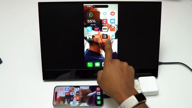iPhone 15 Pro Review: Gaming with USB-C Monitor and Controller смотреть онлайн