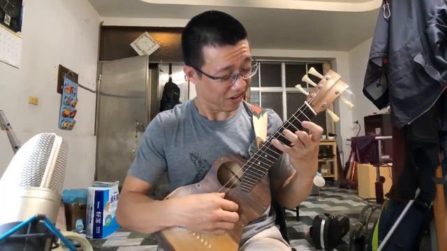 Practicing Bach on my ukulele shape object смотреть онлайн