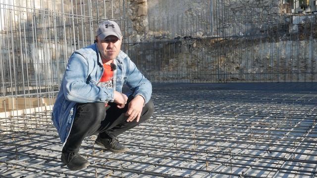 СТРОИТЕЛЬСТВО ДОМА В КРЫМУ от А до Я / Двухэтажный дом в стиле ХАЙ-ТЕК / ВЫПУСК #1 смотреть онлайн