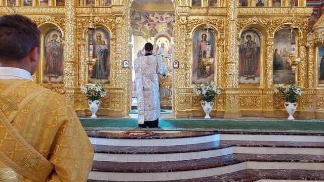 Божественная Литургия. Неделя 3-я по Пятидесятнице. Преподобных Сергия и Германа Валаамских 11.07.2 смотреть онлайн