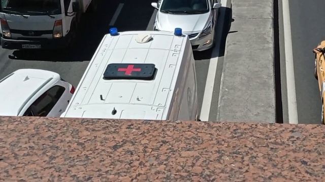 Московские скорые с сиреной смотреть онлайн