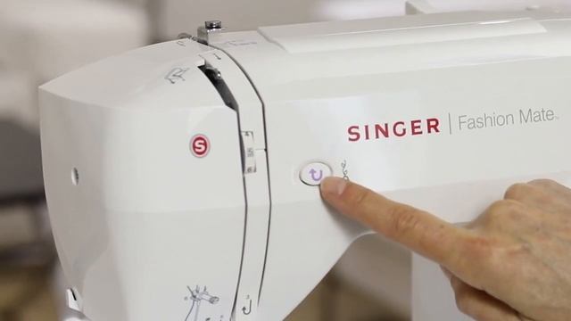 SINGER® FASHION MATE™ 5560 Intro + Tour of the Machine смотреть онлайн