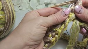 Как связать шапку быстро? Объемная шапка спицами из тонкой пряжи.