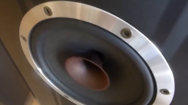 HECO Direkt Einklang Altavoces смотреть онлайн