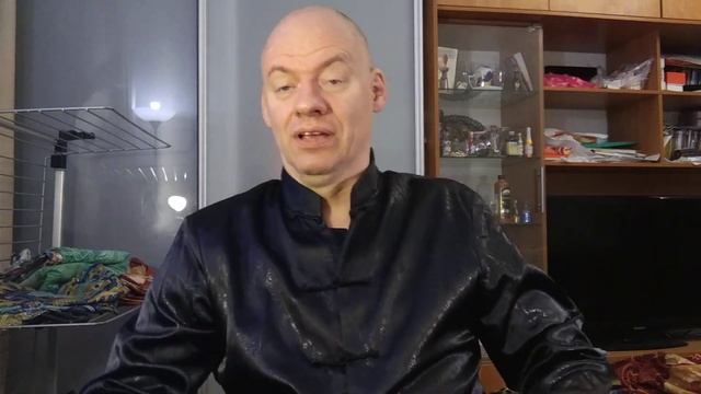 Анекдоты про парашютистов , ангину , председателя колхоза и мешок с картошкой смотреть онлайн