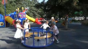 Светит солнышко для всех