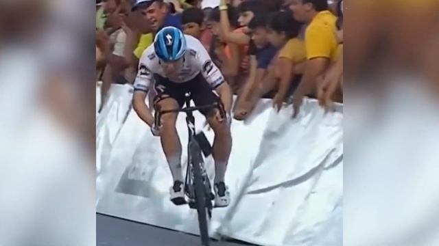 40 Моментов мгновенного сожаления, снятых на камеру