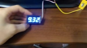 Вольтметр 12В (автомобильный)