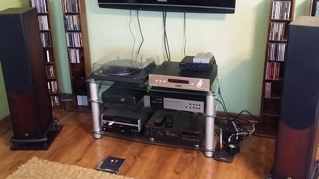 Myryad MCD500 Hi-End CD Player смотреть онлайн
