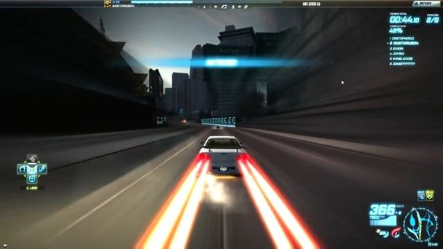 NFS World - Nissan Skyline GT-R R34 Z-tune vs Clase S смотреть онлайн
