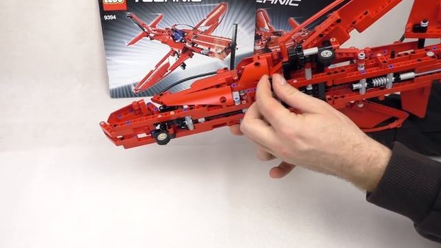 LEGO Technic 9394 Реактивный самолет. Сборка и обзор смотреть онлайн