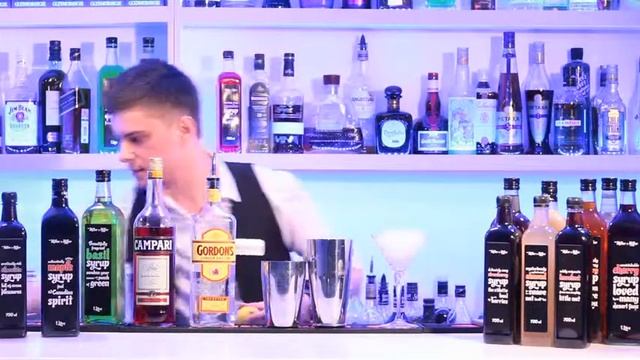 Коктейль Красный яд смотреть онлайн