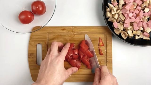 ПАСТА С ШАМПИНЬОНАМИ И КОЛБАСОЙ. ПРОСТОЙ УЖИН / PASTA WITH MUSHROOMS AND SAUSAGE. SIMPLE DINNER смотреть онлайн