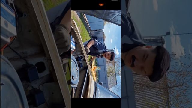 @batek_official9120 Реакция Батя и ремонт машины смотреть онлайн