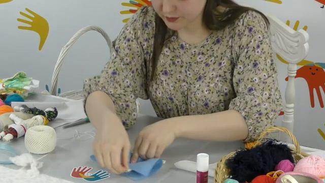 Мастер-класс по изготовлению куклы-мотанки от актрисы Анастасии Кузнецовой. Часть 1. смотреть онлайн