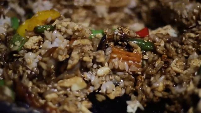 Китайская еда в коробочках "Master Kim" смотреть онлайн