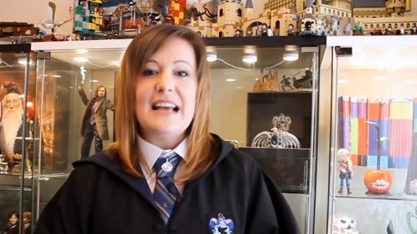 Largest collection of Wizarding World memorabilia! - Guinness World Records