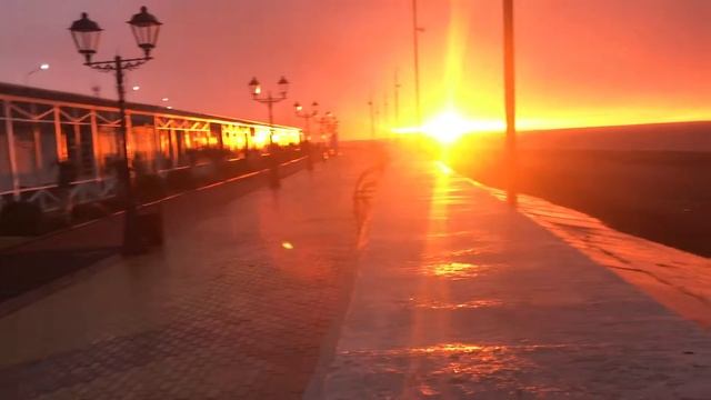 Сочи, обалденный рассвет, море, радуга впервые такое за мои 40 лет))) смотреть онлайн