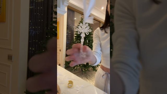 Декорируем нашу елочку ?✨ Артикулы покупок в телеграм канале: Кристина Буркова #оформлениеидекор смотреть онлайн