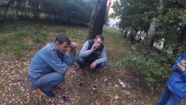 Общественное движение Сланцы против1 толпу позовите
