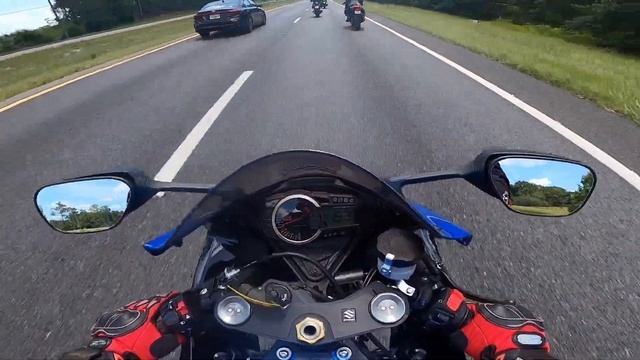 2022 Suzuki GSX-R600 смотреть онлайн