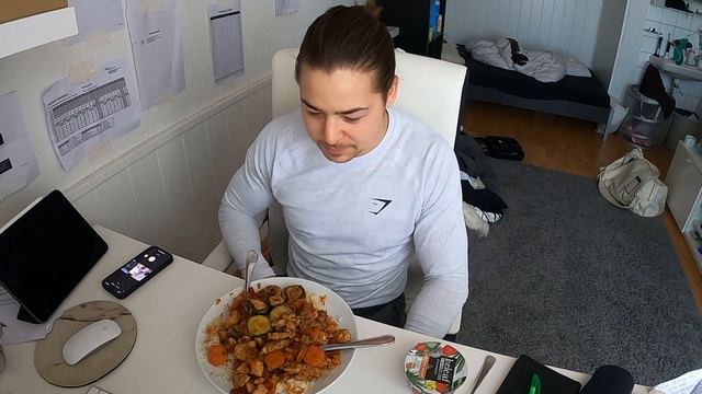 1 Tag im Leben von Eddie Hall (EX Strongman) 6000 Kalorien-Diät inklusive🤯 смотреть онлайн