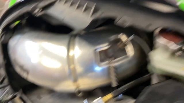 Compression testing a snowmobile. смотреть онлайн