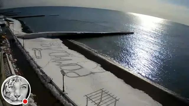 Сочи завалило СНЕГОМ !!! Наконец то и к нам пришла зима !!! )) смотреть онлайн