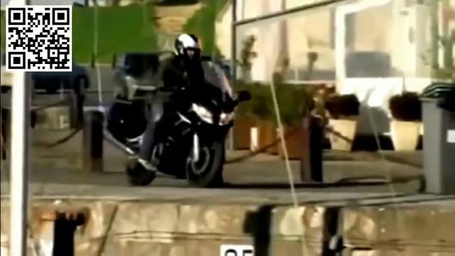 Утонул мотоциклист смотреть онлайн